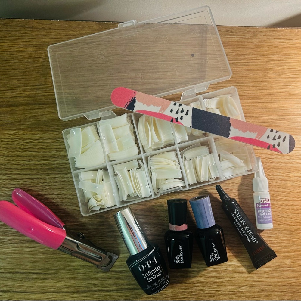 Nail Art Kit with Polish and Accessories